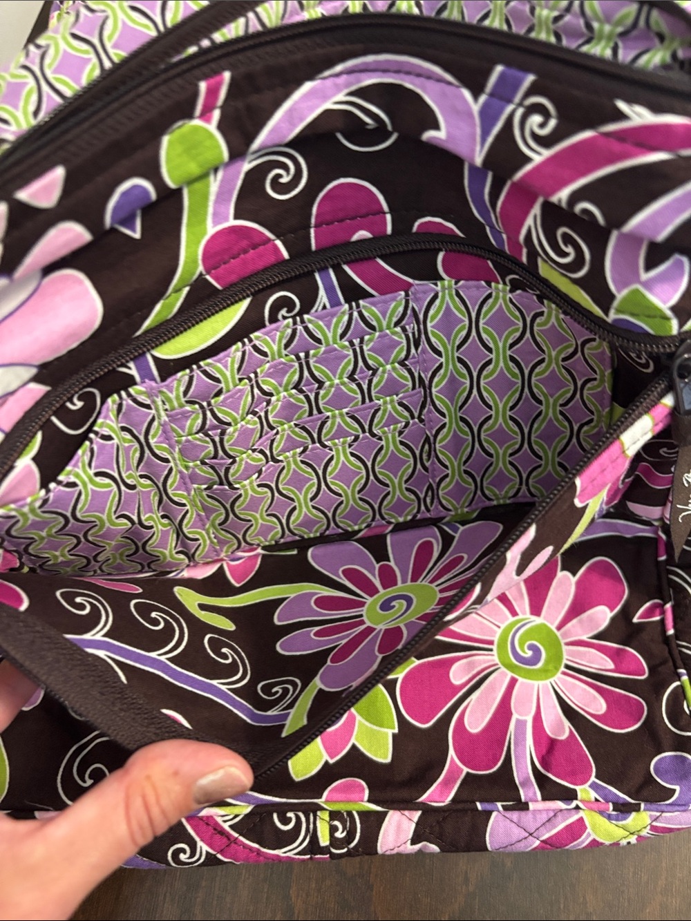 Vera Bradley Quilted Crossbody/mailbag in purple punch print - Picture 6 of 10